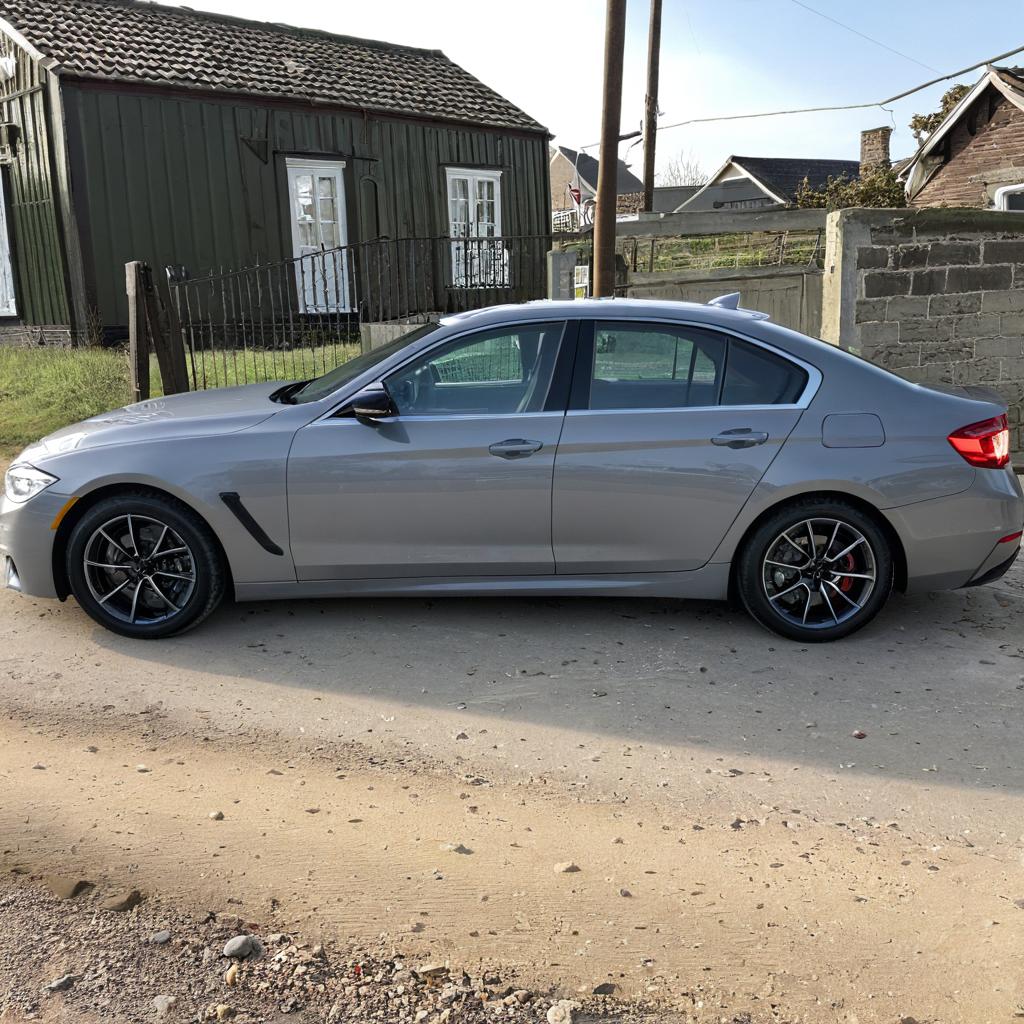 Silver Sedan Showcase: Parking Perfection