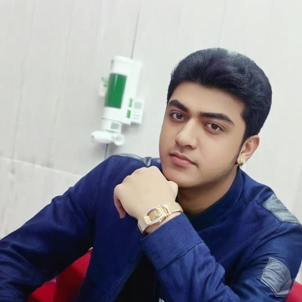 Confident Style: Close-Up Portrait of a Fashionable Man