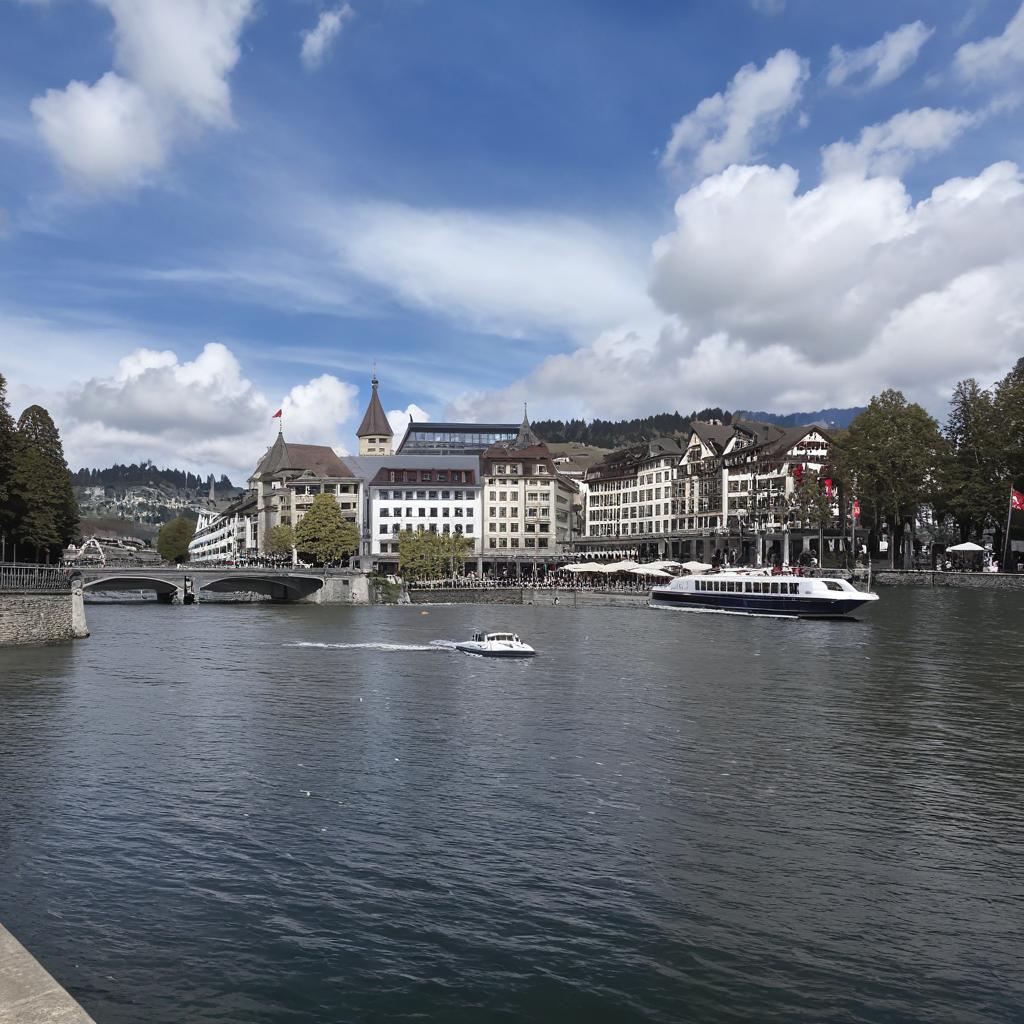 I want the switzerland flag in my photo become more obvious