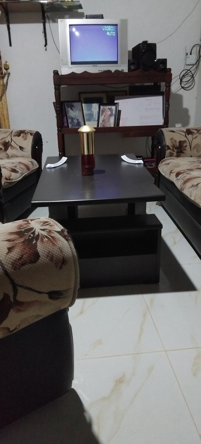 Cozy Living Room Decor Ideas | Elegant Wine Table Setup