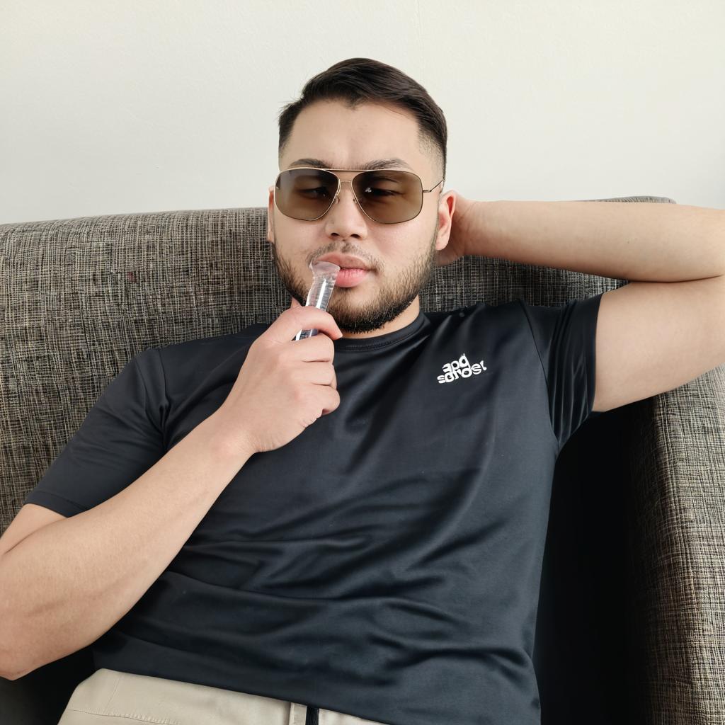 Add helmet and sunglasses